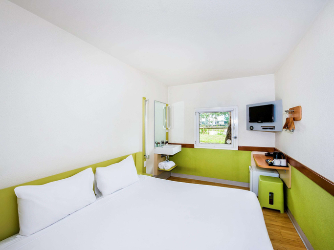 Bedroom 9