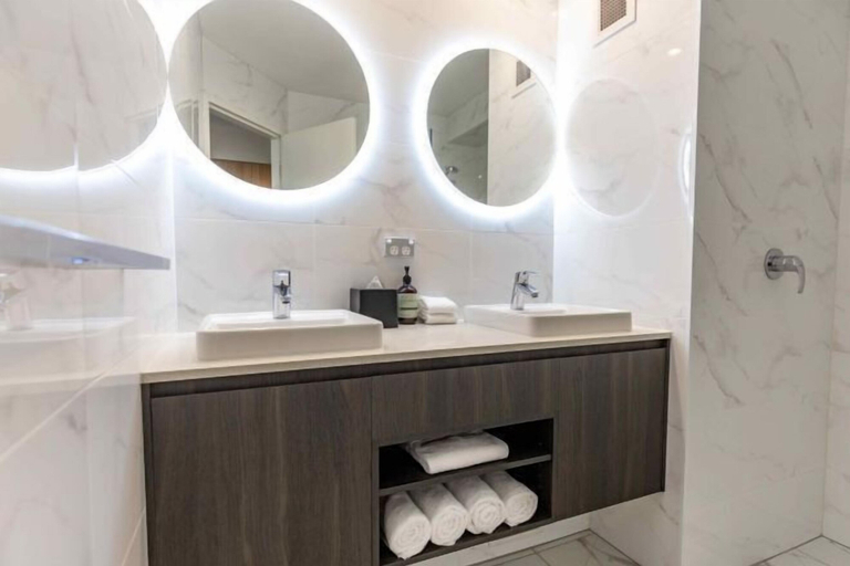 Bathroom 7