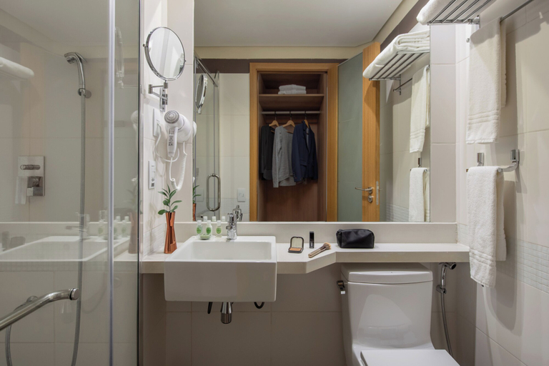Bathroom 5, Intercity Itupeva, Itupeva