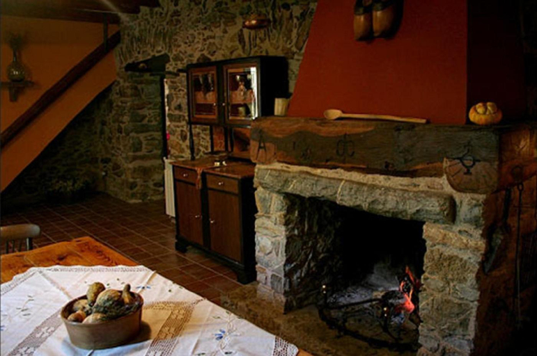 5, Apartaments turistics Moli Can Coll, Girona