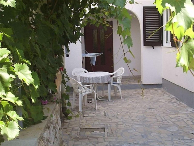 Others 3, Apartments Tanja & Boris, Baška
