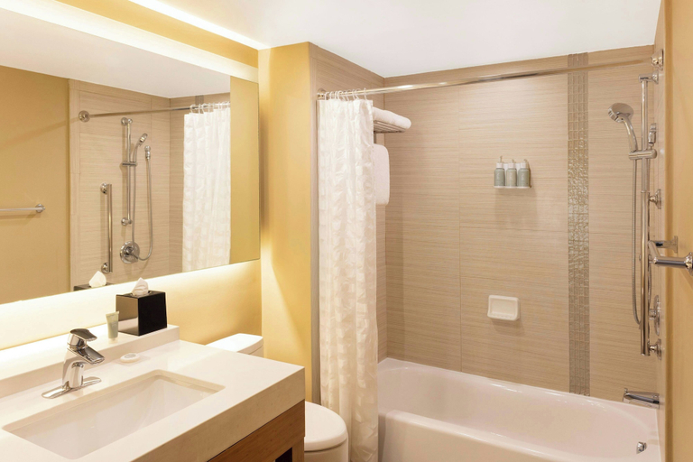 Bathroom 4, Courtyard by Marriott La Paz Baja California Sur, La Paz