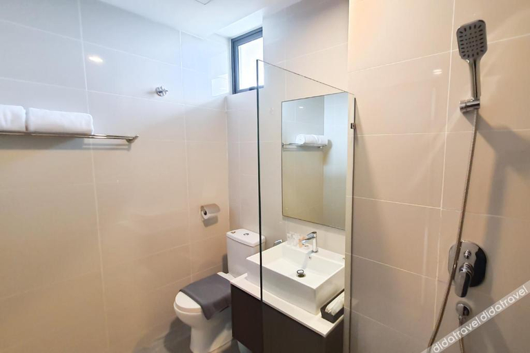 Bathroom 4, The Straits Johor Bahru, Johor Bahru
