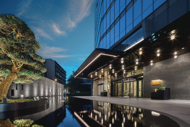 Exterior & Views 2, The Langbo Chengdu in the Unbound Collection by Hyatt, Chengdu