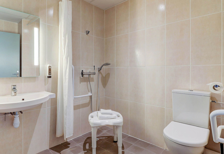Bathroom 5, B&B HOTEL CHAUMONT, Haute-Marne