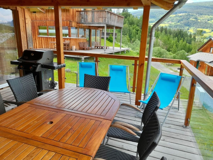 Outdoor dining, Alpenglockchen Comfortable Holiday Residence, Murau