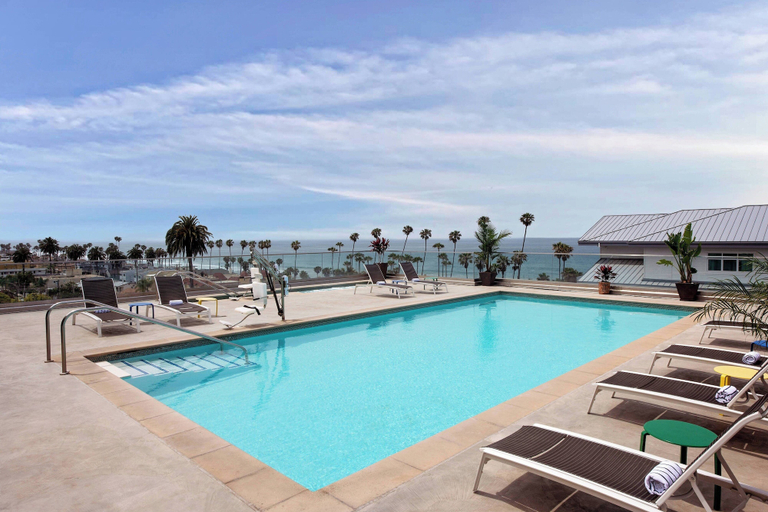 Sport & Beauty 2, SpringHill Suites by Marriott Oceanside Beach, San Diego
