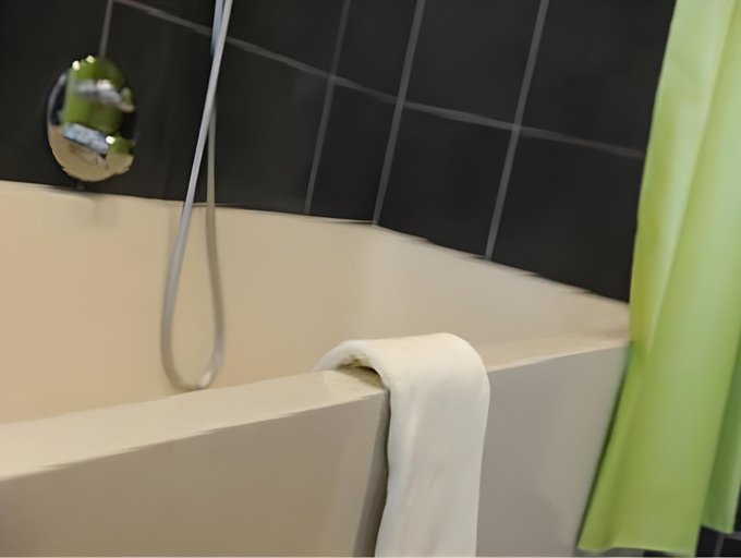 Bathroom 13