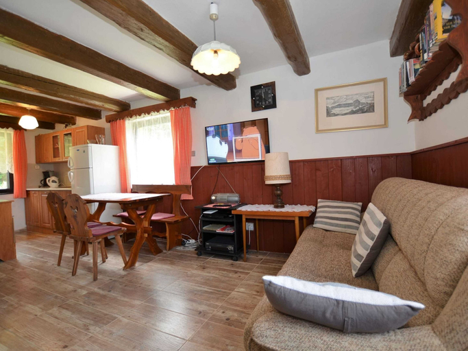 Others 5, Country House in Czech Forest With Pool, Tachov