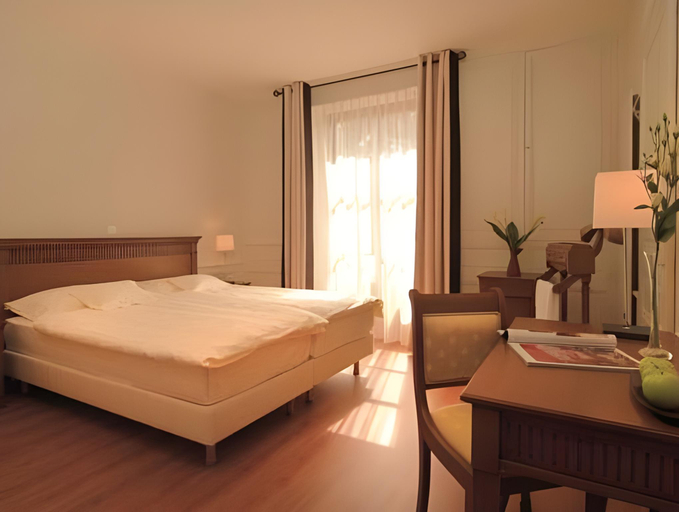 Bedroom 9