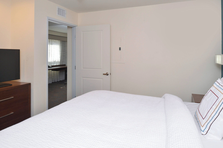 Bedroom 2, Residence Inn by Marriott Temecula Murrieta, Riverside