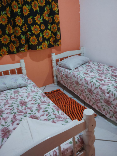 Bedroom 2, Hostel Raio de Fogo, Parati