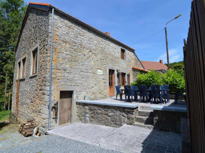 Quaint Holiday Home in Falaen, Namur