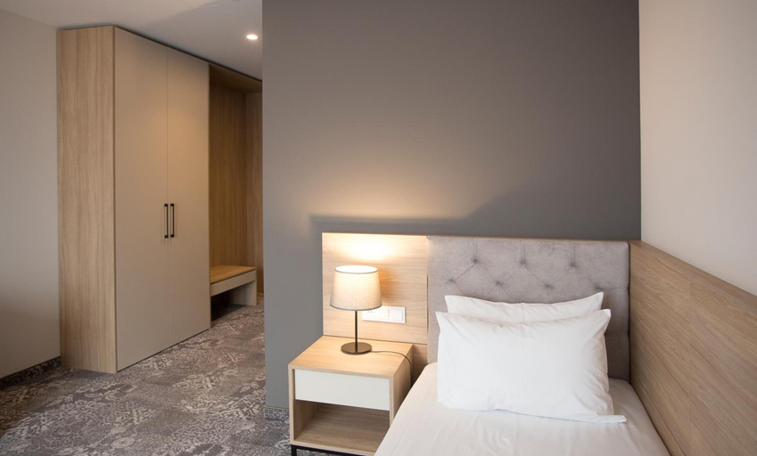 Bedroom 2, Polanka Conference Center, Krosno City