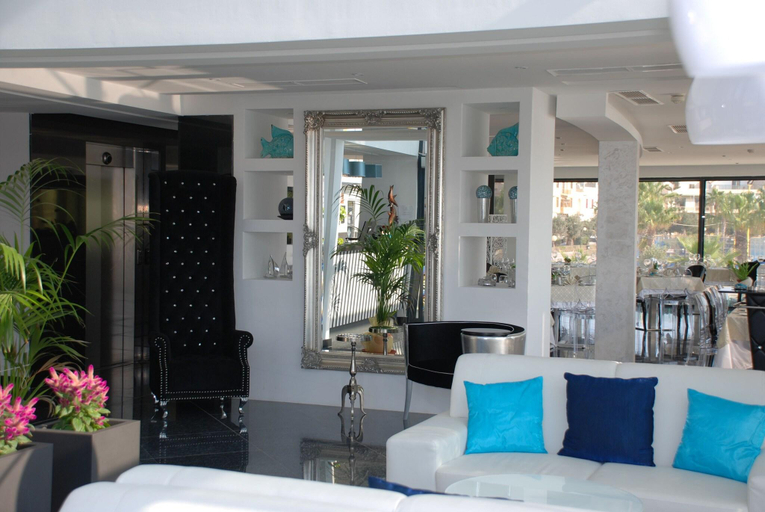 Bedroom 4, Water's Edge