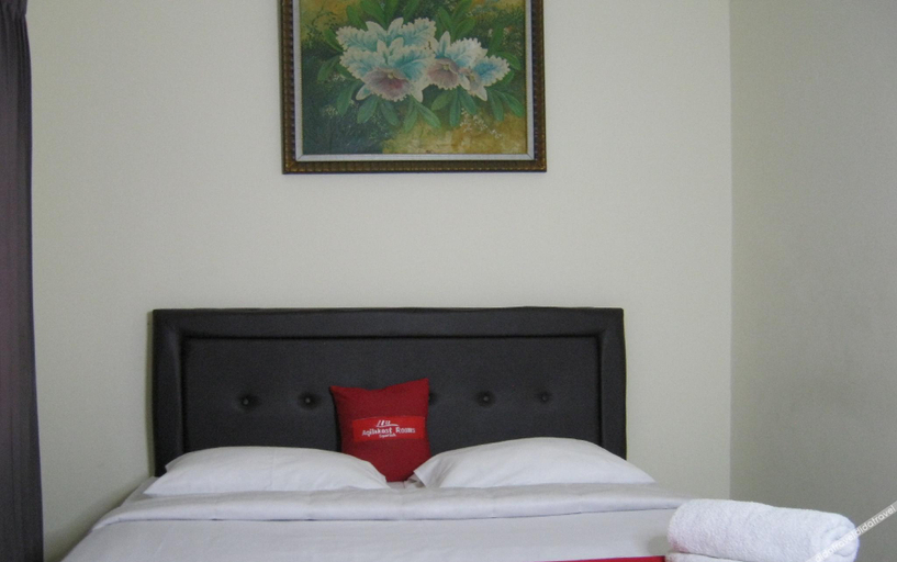 Bedroom 4, Aqilakost n Cafe Gadog Puncak, Bogor