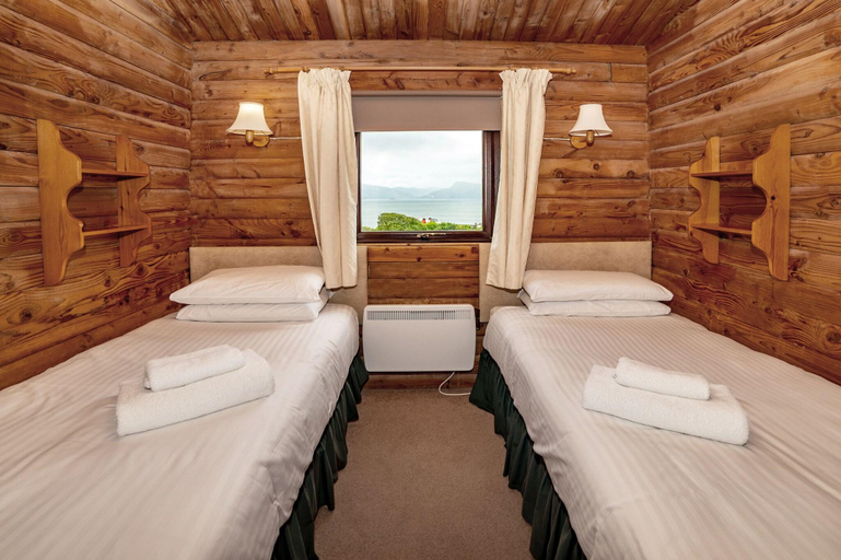 Bedroom 3, Armadale Castle Cabins, Highland