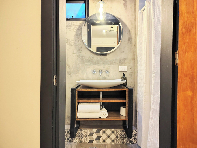Bathroom 4, Casa Panuco, Mexico City