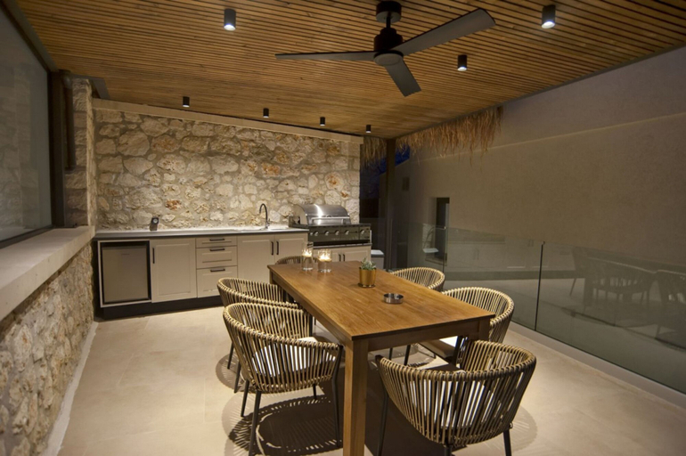 Room 2, Villa Haris Smirties Villas, Ionian Islands