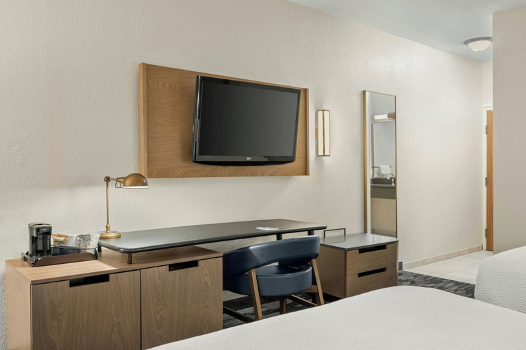 Bedroom 2, Fairfield by Marriott Mt Pleasant, Isabella