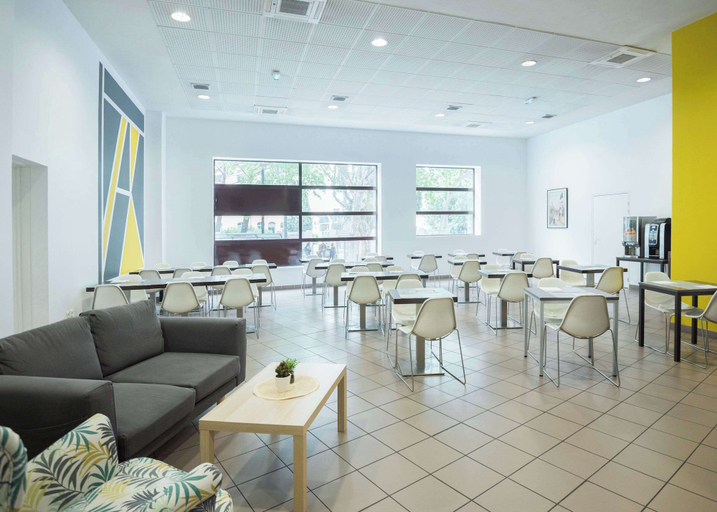 Food & Drinks 5, Comfort Aparthotel Nimes Centre, Gard