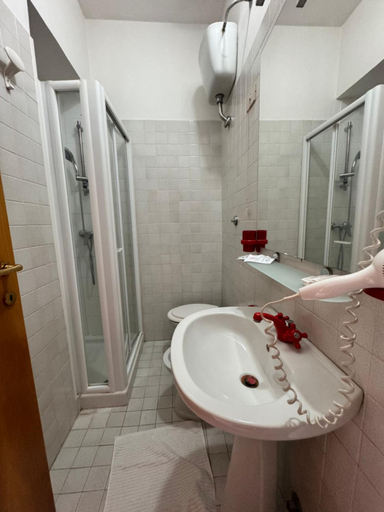 Bathroom 4, Da Bosio, Ancona