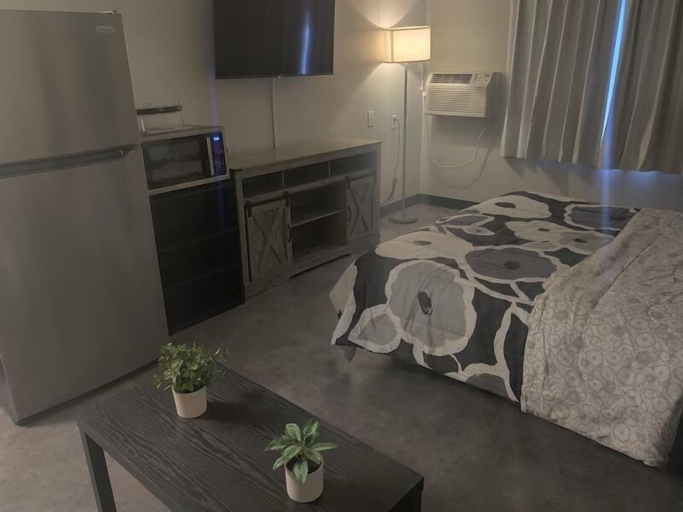 Bedroom 9