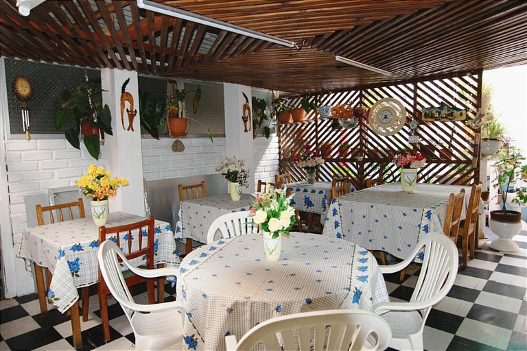 Others 2, Hostal Bahia, habitaciones en pleno centro y a pasos de la playa, Iquique