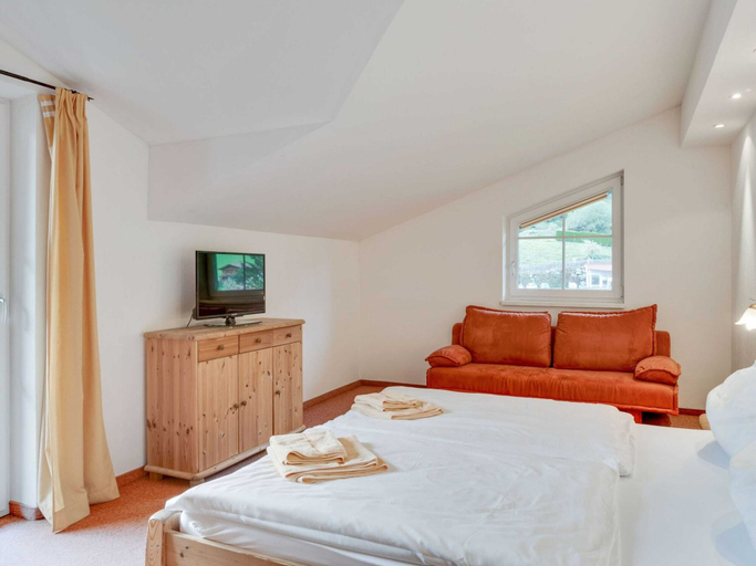 Bedroom 3, Apartment Grossarl Near Ski Slopes, Sankt Johann im Pongau
