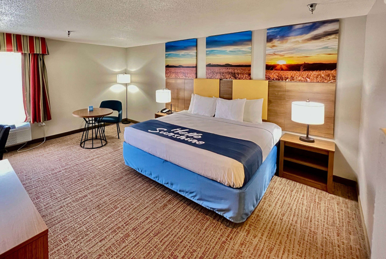 Bedroom 4, Days Inn by Wyndham Rayne/Crowley, Acadia