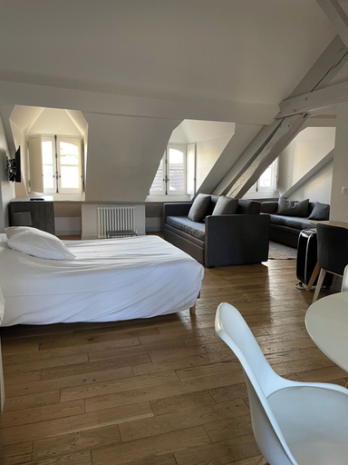 Bedroom 3, Les Apparts de l'Oncle Louis, Yvelines