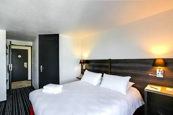 4, Brit Hotel Reims la Neuvillette, Marne