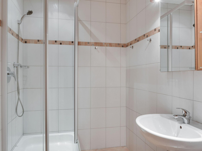 Bathroom 3, Apartment Grossarl Near Ski Slopes, Sankt Johann im Pongau