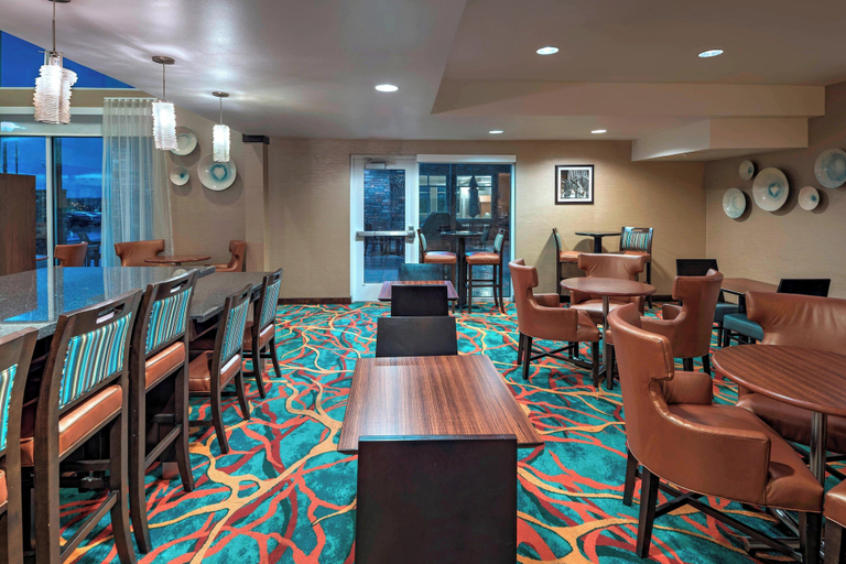 Food & Drinks 5, Residence Inn Omaha West, Douglas