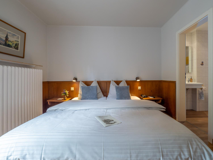 Bedroom 14