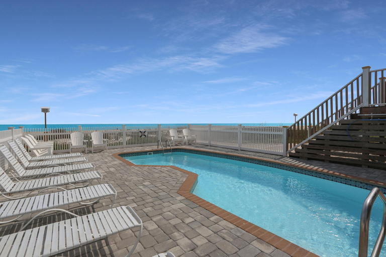Sport & Beauty 5, Coastal Cove, Gulf