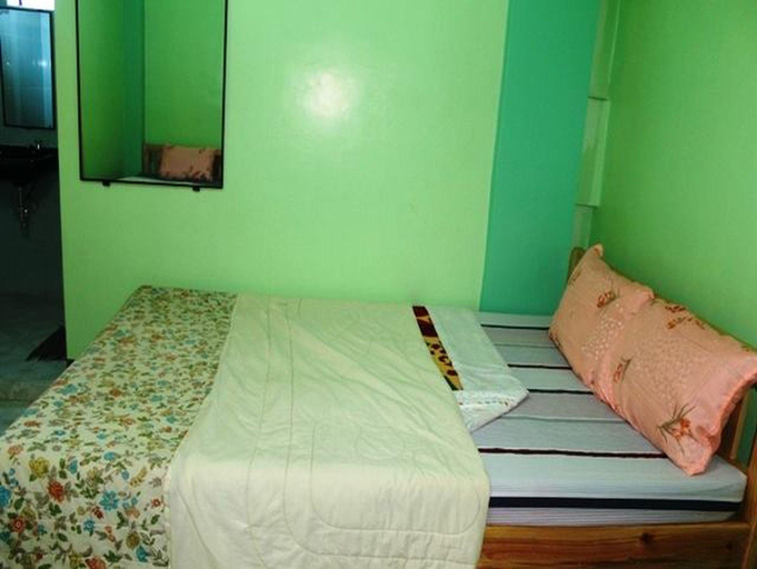 Bedroom, Shamrock Tavern Inn, Sagada