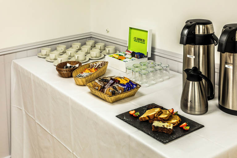 Food & Drinks 4, Tiverton Hotel Lounge & Venue, Devon