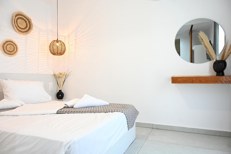 Others 5, Beachfront cycladic suite Irene Apartments boutique hotel, South Aegean