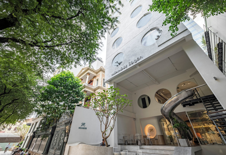 MEANDER Saigon, District 1