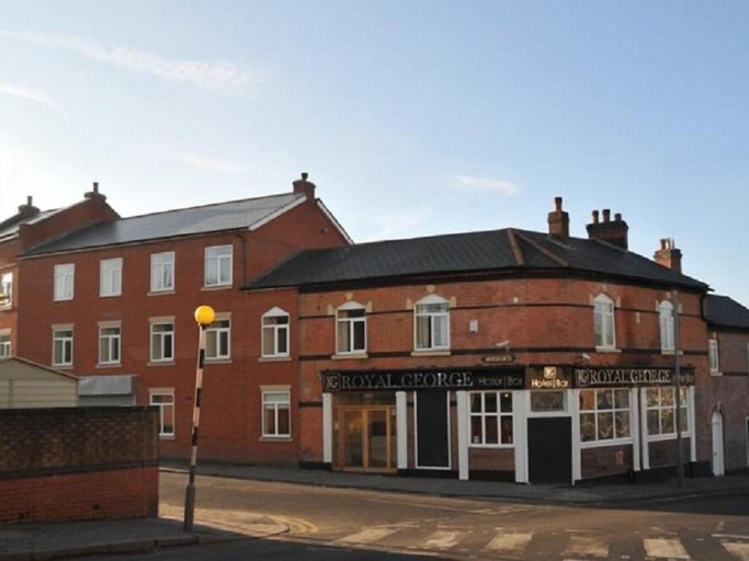 Exterior & Views, The Royal George Hotel, Monmouthshire