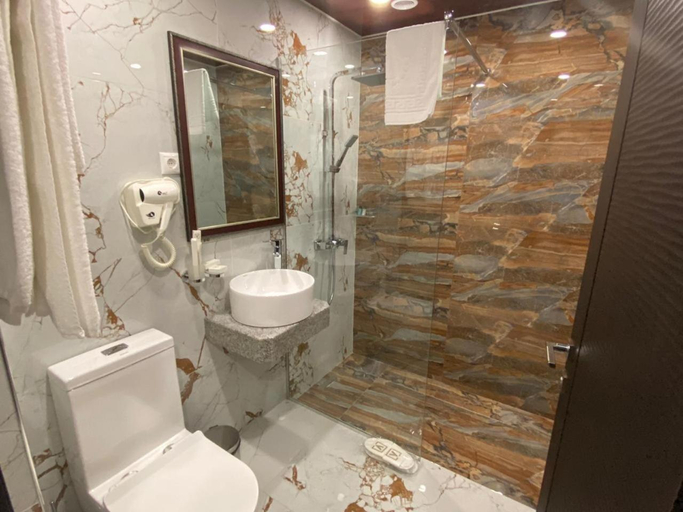 Bathroom 3, VG Hotel, Yerevan