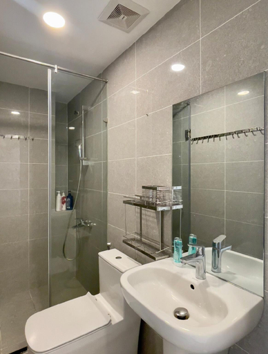 Others 3, Terra Royal 2BR Condo in D3, District 3