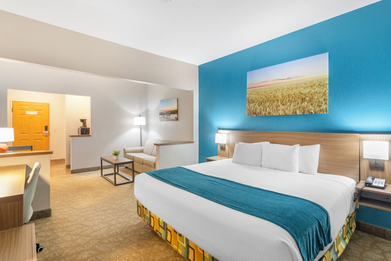 Bedroom 2, EverSpring Suites, Burleigh