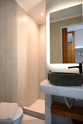 Others 4, Beachfront cycladic suite Irene Apartments boutique hotel, South Aegean