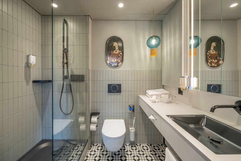 Bathroom 2