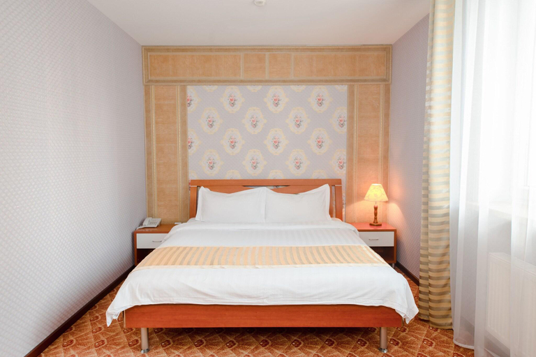 Bedroom 3, Springs Hotel, Ulan Bator