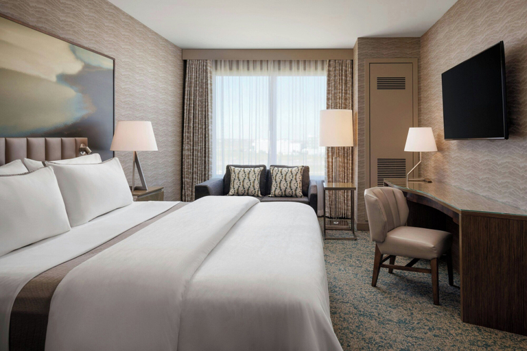Bedroom 3, The Westin Calgary Airport, Division No. 6