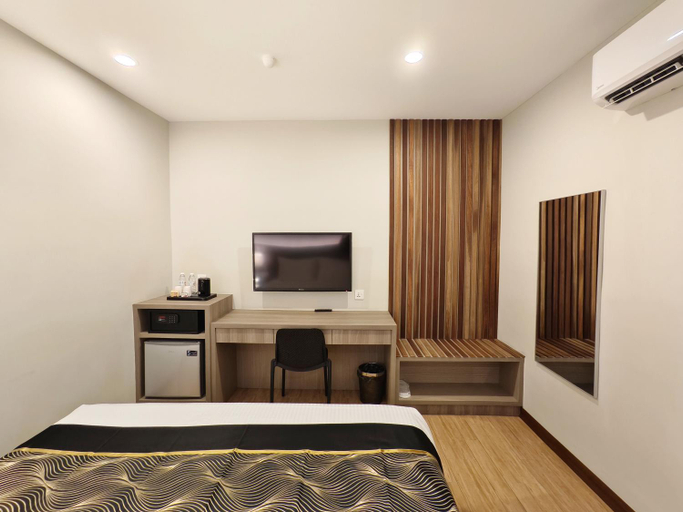Bedroom 14