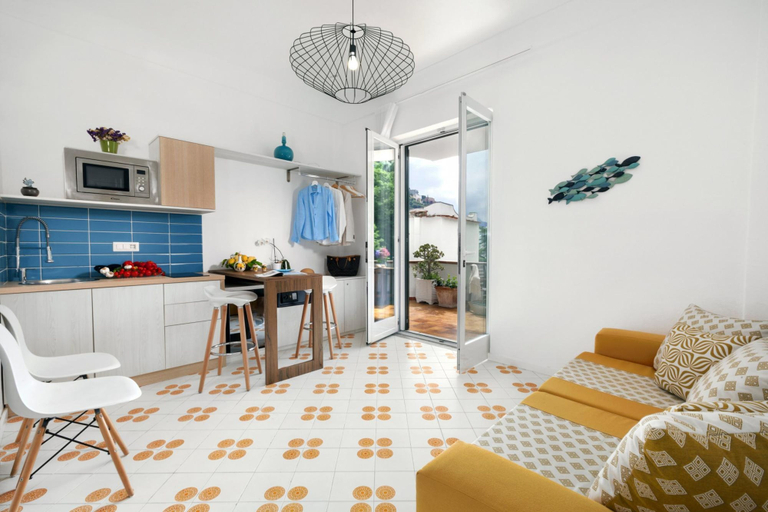 Room 2, Estate4home - Jungle, Salerno